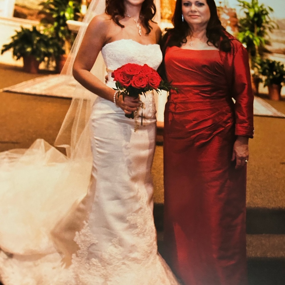 Val Stefani White Lace Wedding Dress